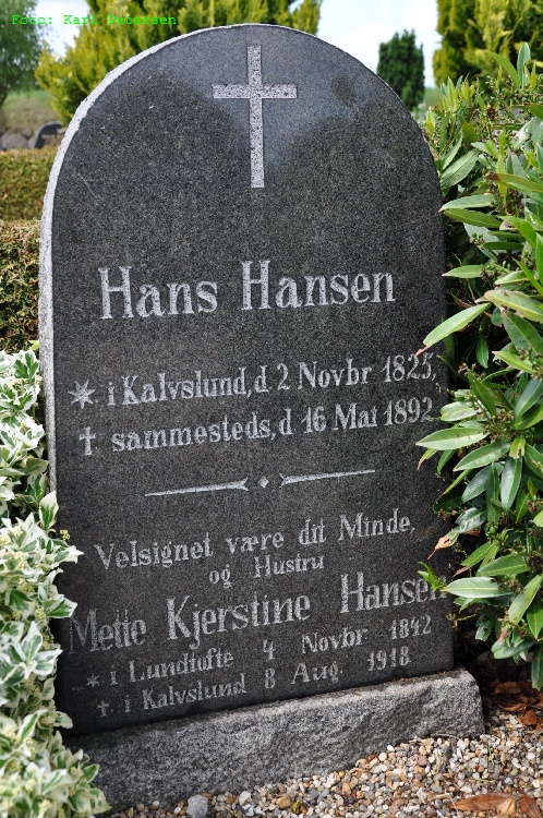 http://www.dk-gravsten.dk/kirkeg/Kalvslund/Kalvslund_A020d.jpg